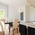 Appartement Schin Op Geul Apartament *